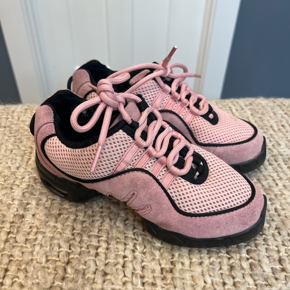 Bloch Girls Pink & Black‎ Mesh Dance Sneakers Size 1 Style S538G